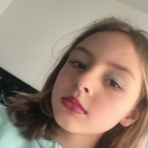 Meet your Posher, Belle